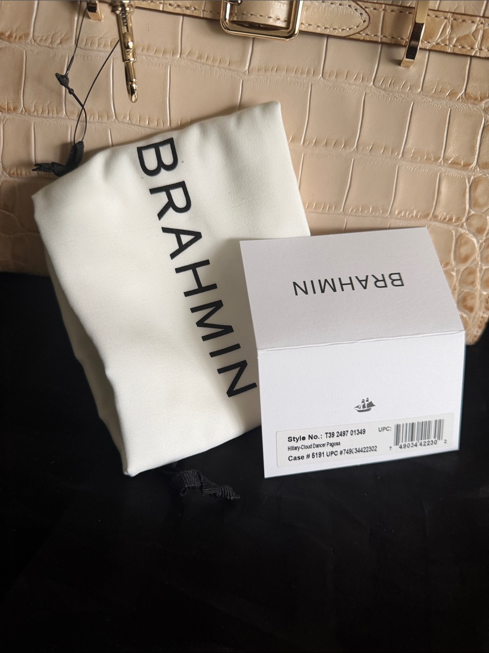 Brahmin Hillary Crossbody Bag & Cordelia Wallet in Cloud Dancer Pagoda NWT - Picture 5 of 12